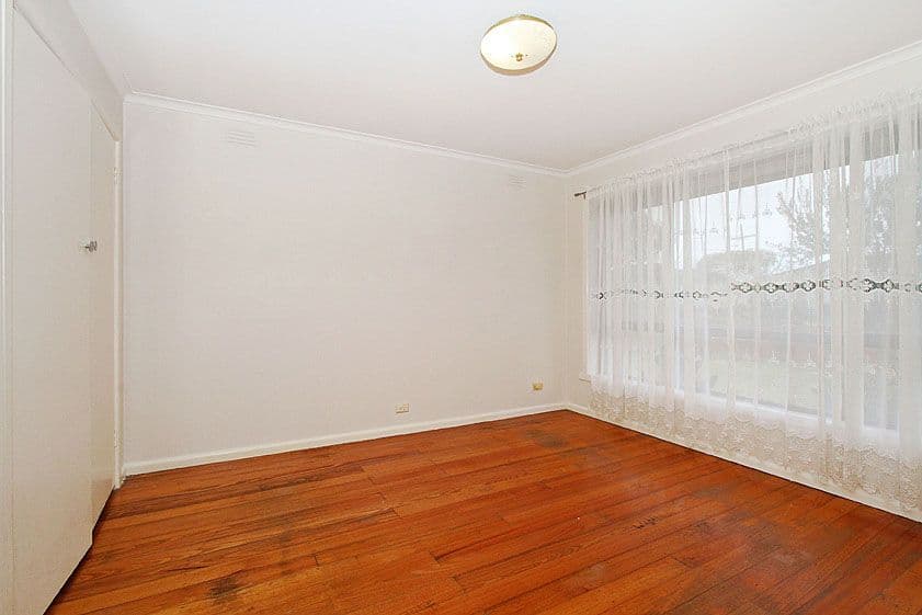 8 Lyndon Street, Lalor VIC 3075, Lalor - Thumbnail 4