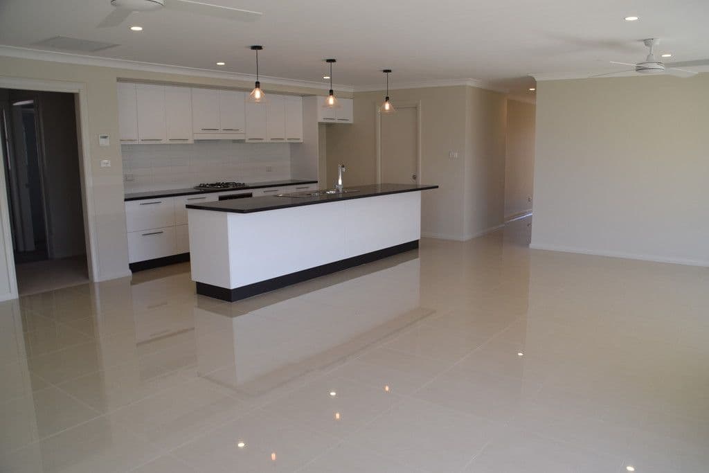 13 Crossroads Drive, Dubbo NSW 2830, Dubbo - Thumbnail 2
