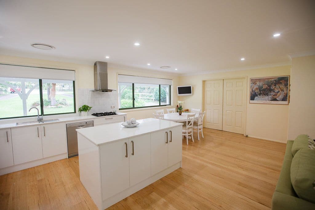 8 Dashwood Close, Wamberal - Thumbnail 2