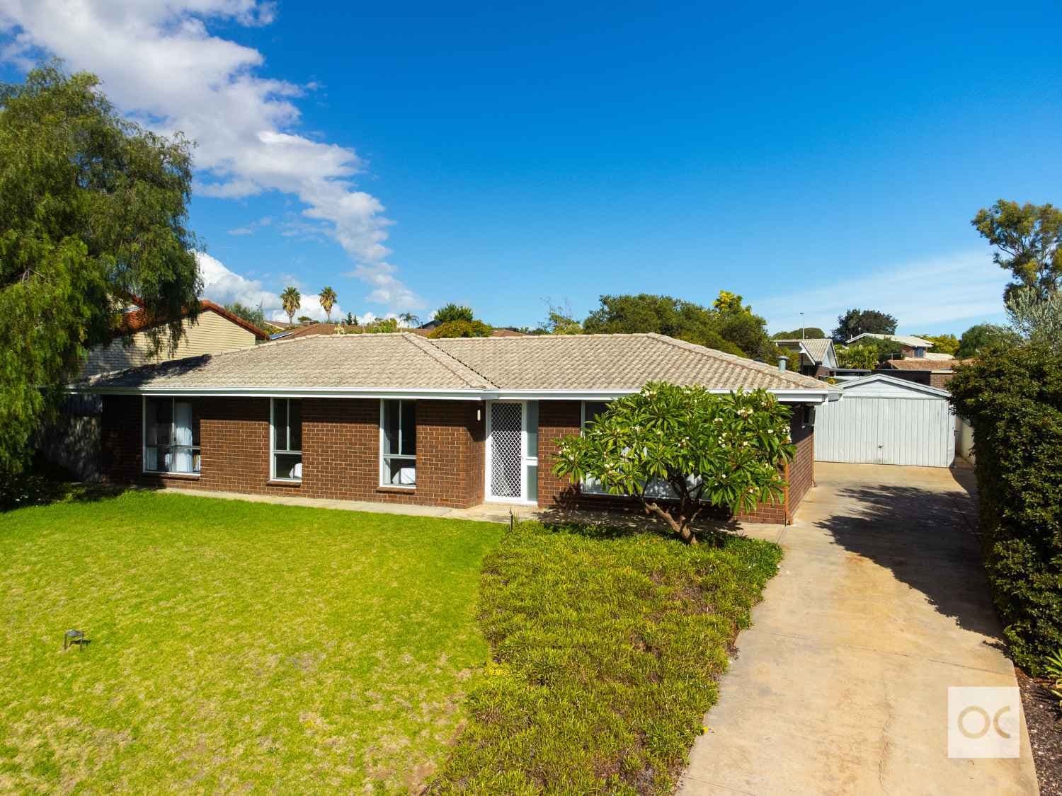11 Narida Street, Hallett Cove - Thumbnail 2