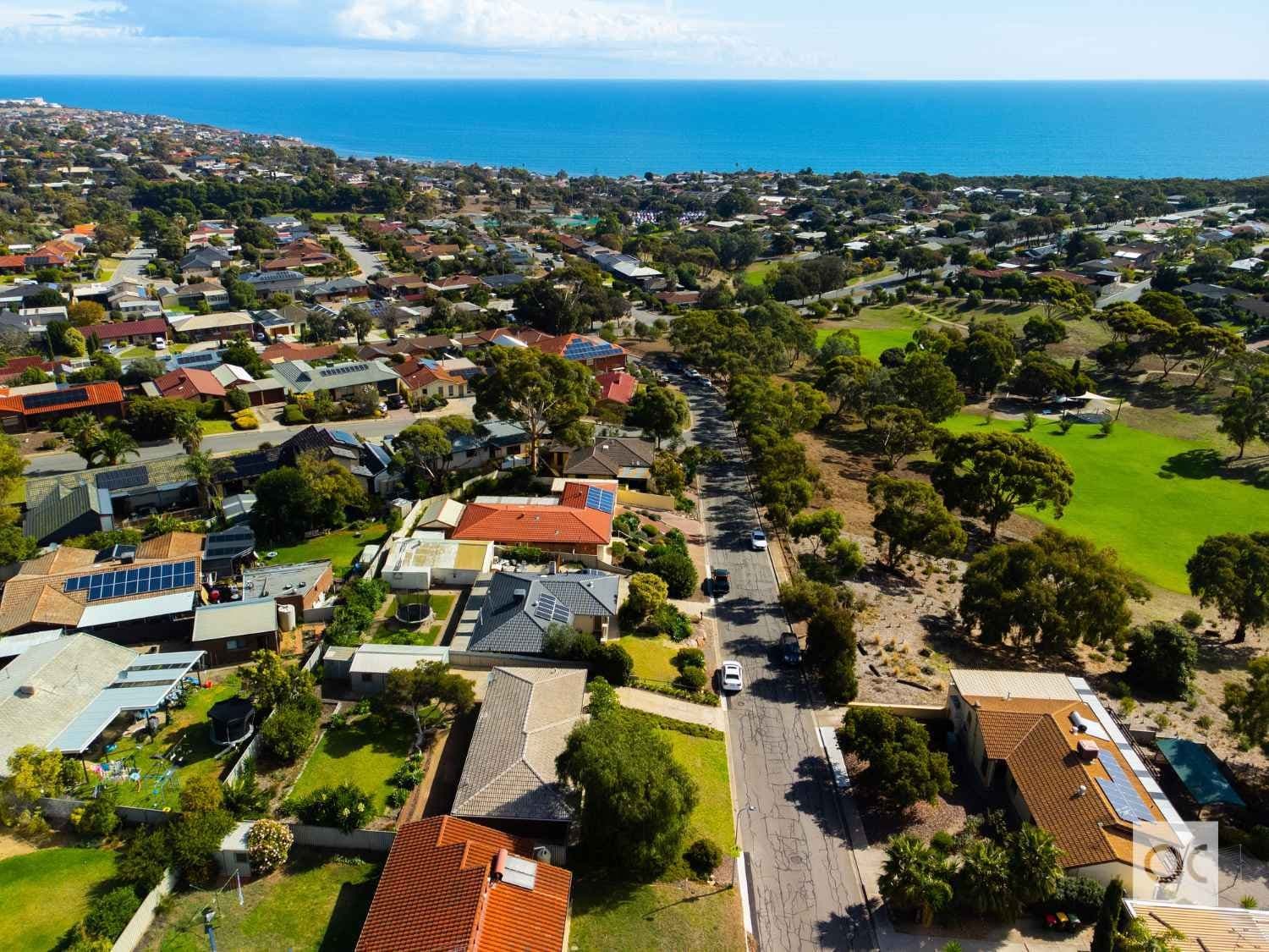 11 Narida Street, Hallett Cove - Thumbnail 3