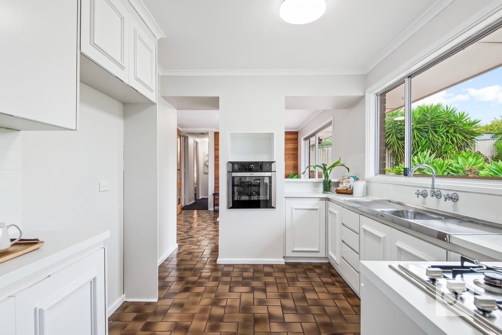11 Narida Street, Hallett Cove - Thumbnail 6