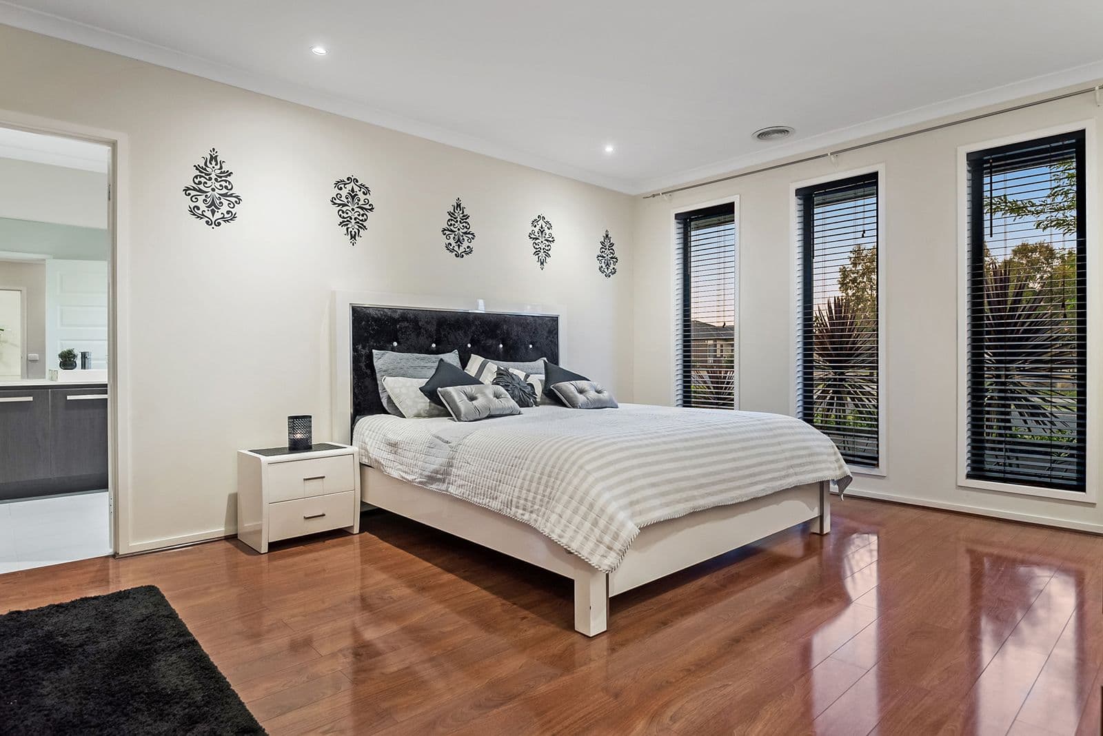 39 Brickwood Circuit, Craigieburn VIC 3064, Craigieburn - Thumbnail 3