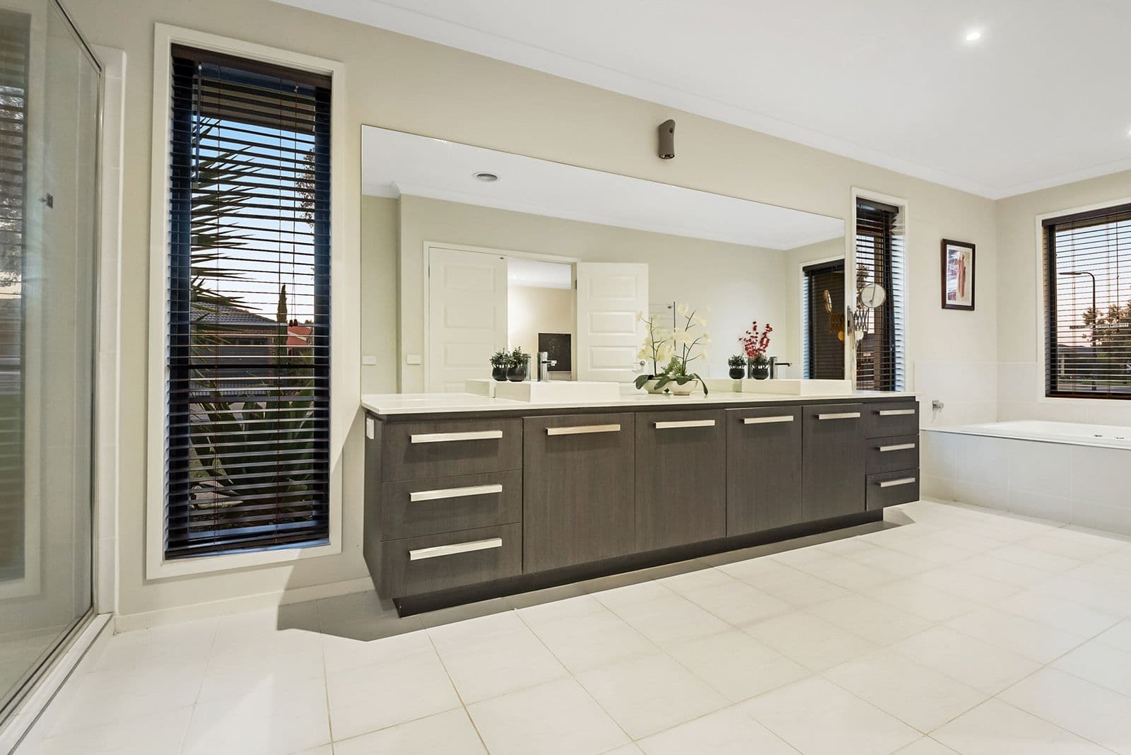 39 Brickwood Circuit, Craigieburn VIC 3064, Craigieburn - Thumbnail 4