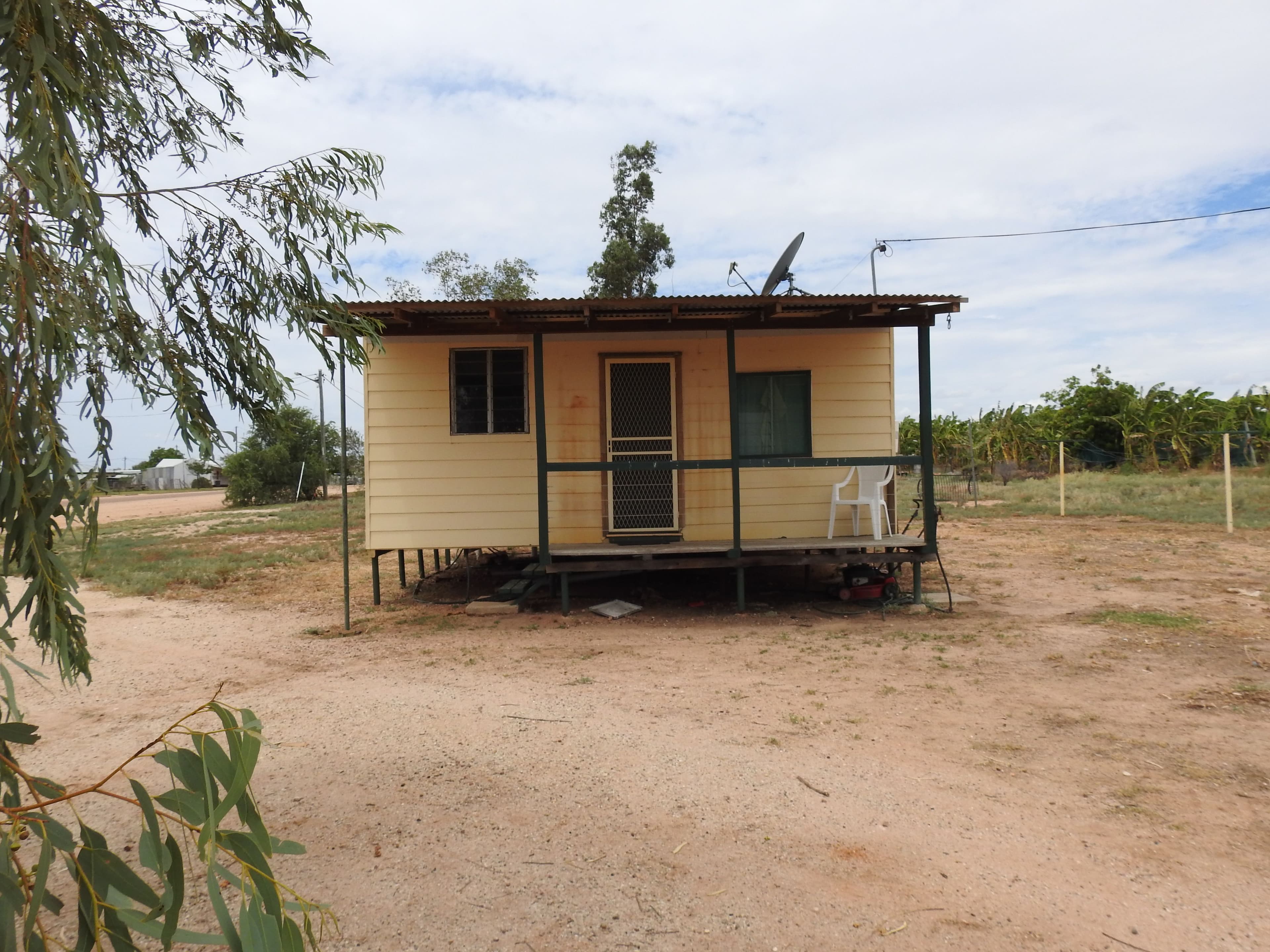 25 Devon Street, Muttaburra QLD 4732, Muttaburra - Thumbnail 2