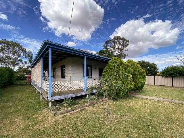 2 Hill Street, Pittsworth QLD 4356, Pittsworth - Thumbnail 4