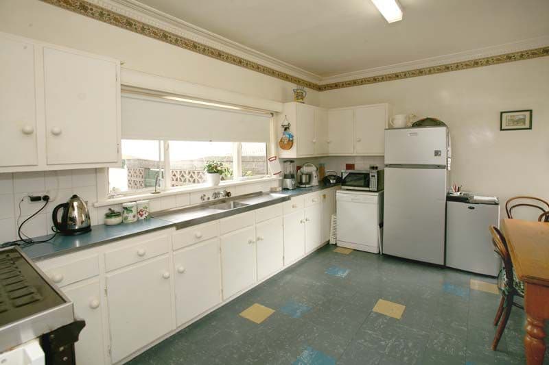 20 Peacock Street, BURWOOD VIC 3125, Burwood - Thumbnail 4
