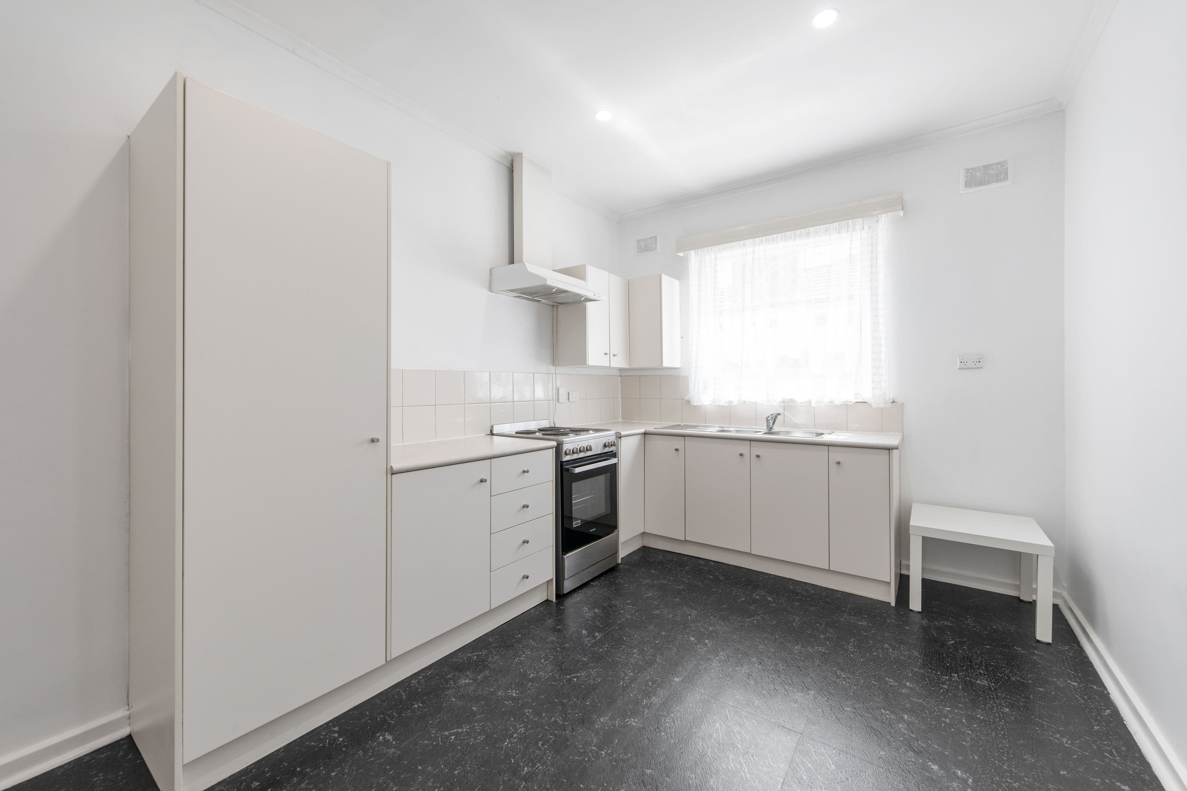 128 Woodford Road, Elizabeth North SA 5113, Elizabeth North - Thumbnail 3