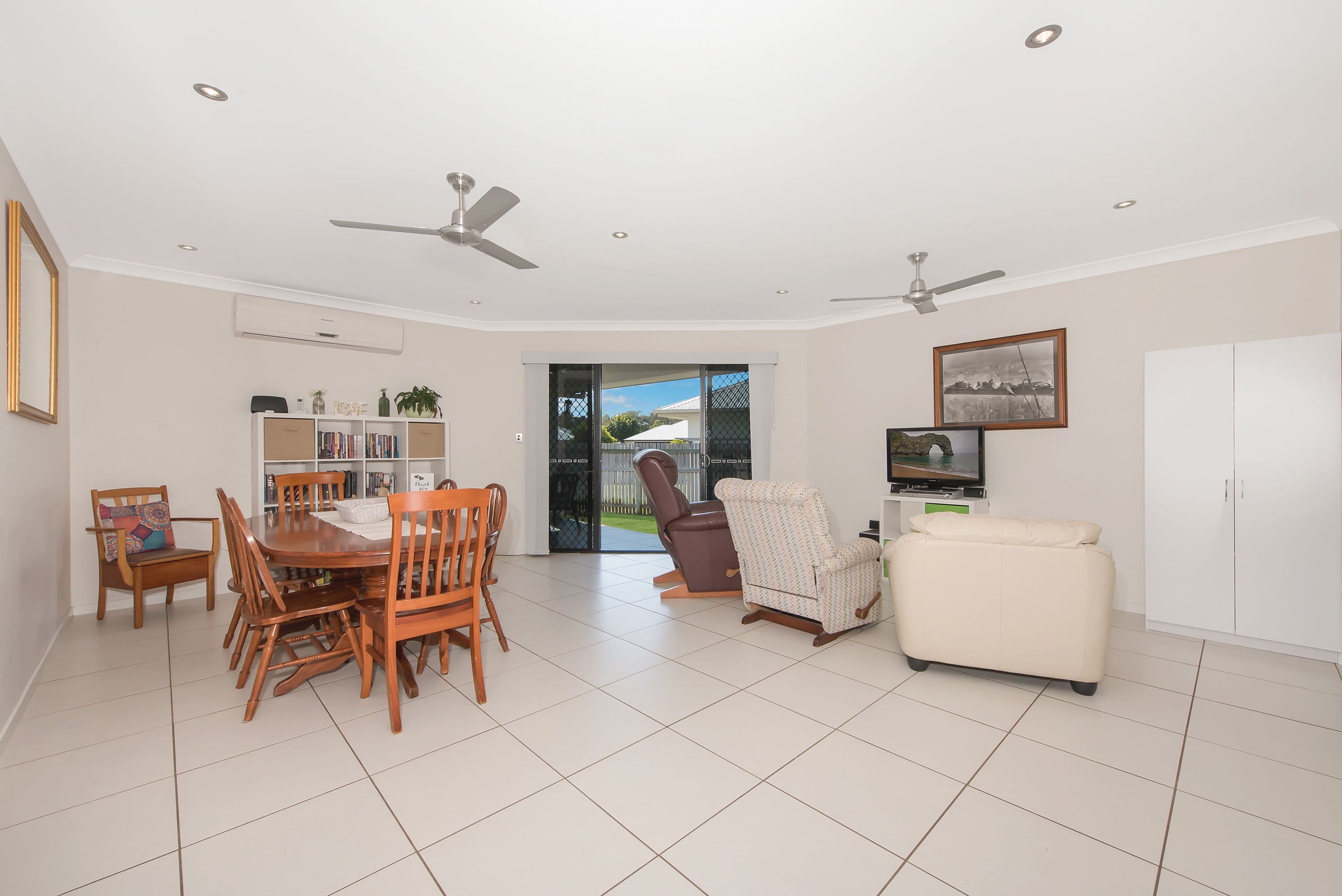 3 Lochern Way, Bushland Beach QLD 4818, Bushland Beach - Thumbnail 2
