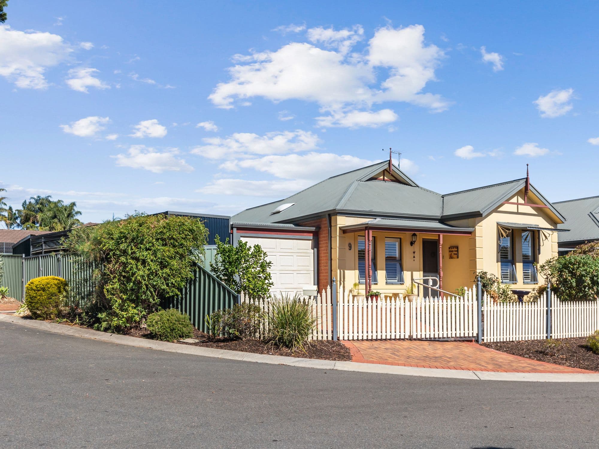 9 Wildi Court, Happy Valley SA 5159, Happy Valley - Thumbnail 2