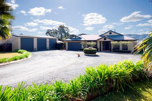 3 Mahlan Close, Hillside VIC 3037, Hillside - Image 1