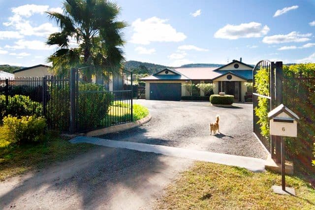 3 Mahlan Close, Hillside VIC 3037, Hillside - Thumbnail 3