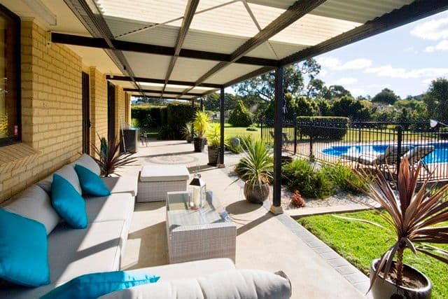 3 Mahlan Close, Hillside VIC 3037, Hillside - Thumbnail 7