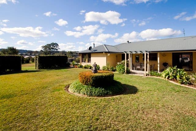 3 Mahlan Close, Hillside VIC 3037, Hillside - Thumbnail 8