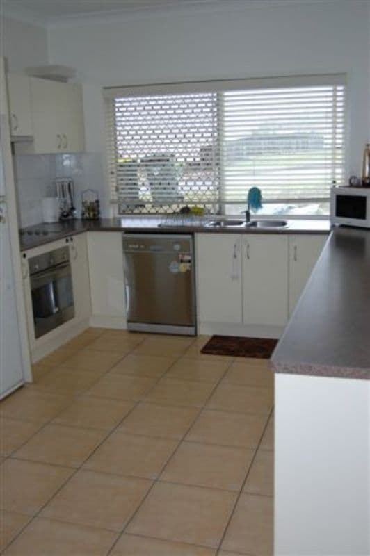 1 Viewpoint Way, GLADSTONE QLD 4680, Gladstone - Thumbnail 3