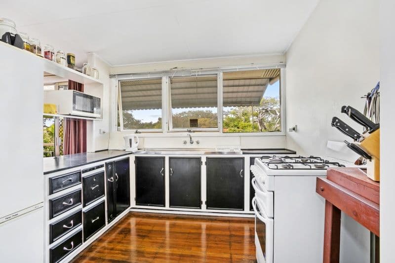 4 Ingham Street, Oxley QLD 4075, Oxley - Thumbnail 2