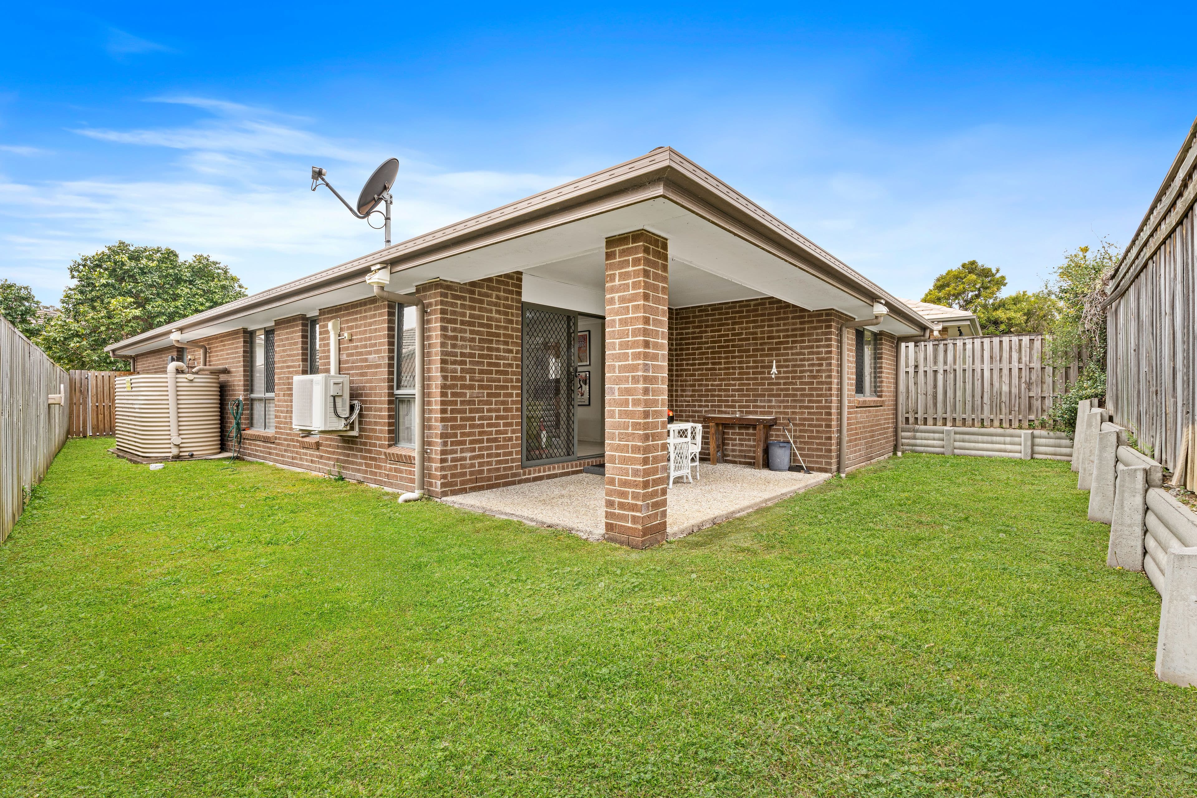 8 Pacific Place, Pacific Pines QLD 4211, Pacific Pines - Thumbnail 6