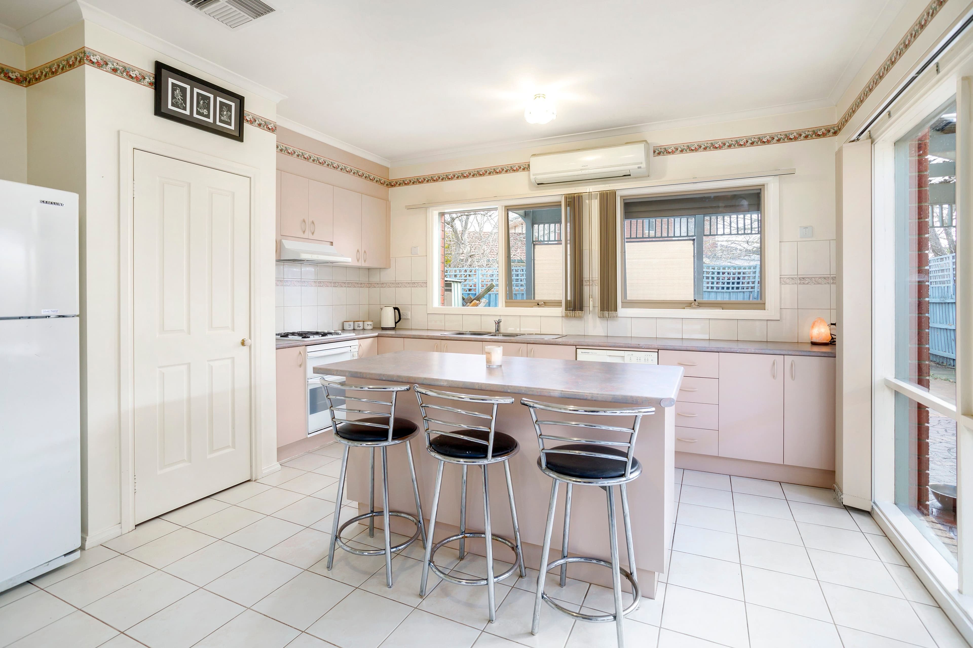 3 Falmouth Court, Craigieburn VIC 3064, Craigieburn - Thumbnail 3