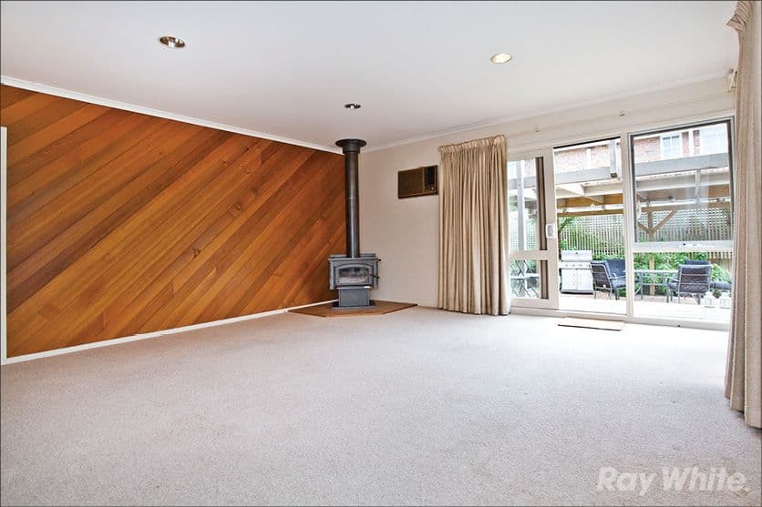 8 Gibbon Avenue, VERMONT SOUTH VIC 3133, Vermont South - Thumbnail 4