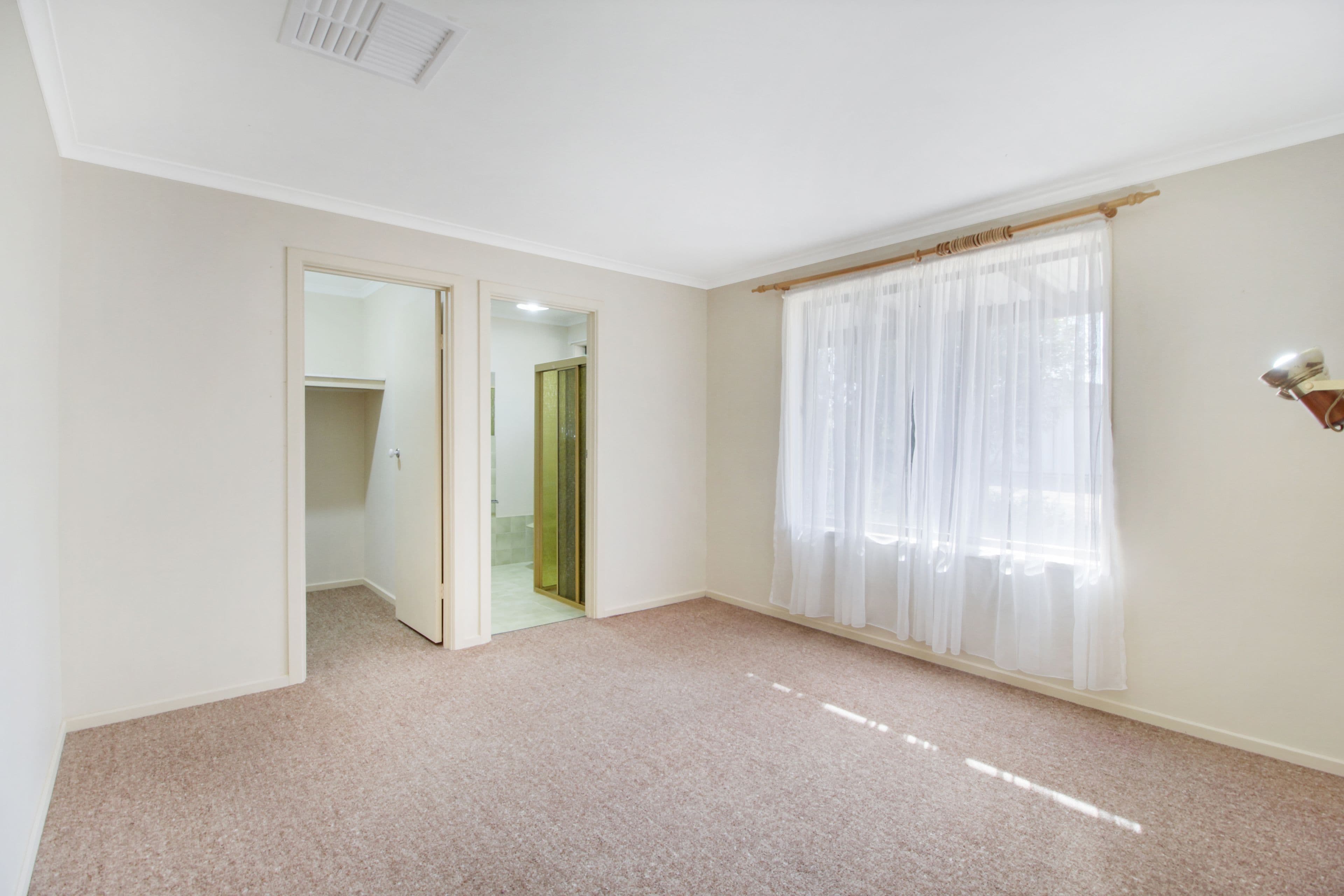 295 Arumpo Street, Renmark SA 5341, Renmark West - Thumbnail 6