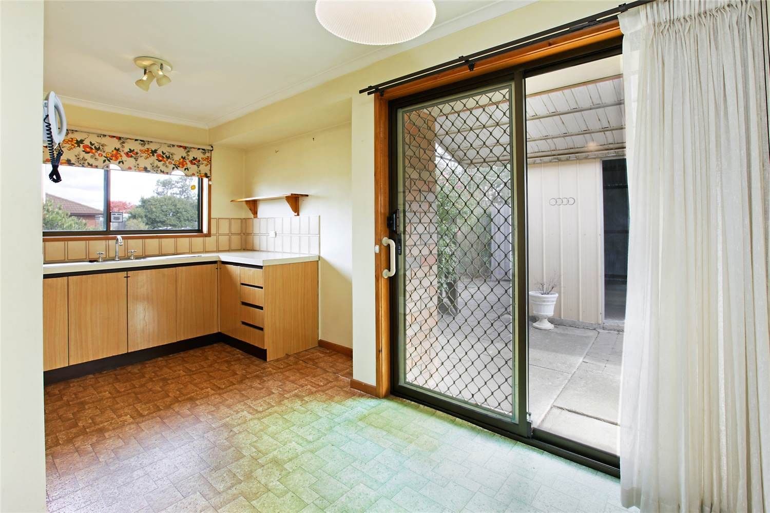 4 Lincoln Street, CORIO VIC 3214, Corio - Thumbnail 3