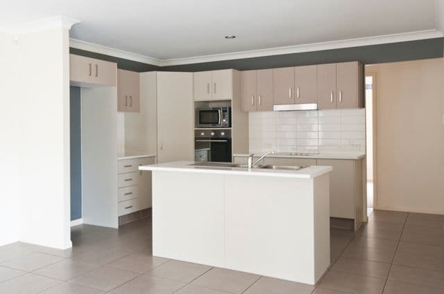 60 Silvereye Circuit, GILSTON QLD 4211, Gilston - Thumbnail 4