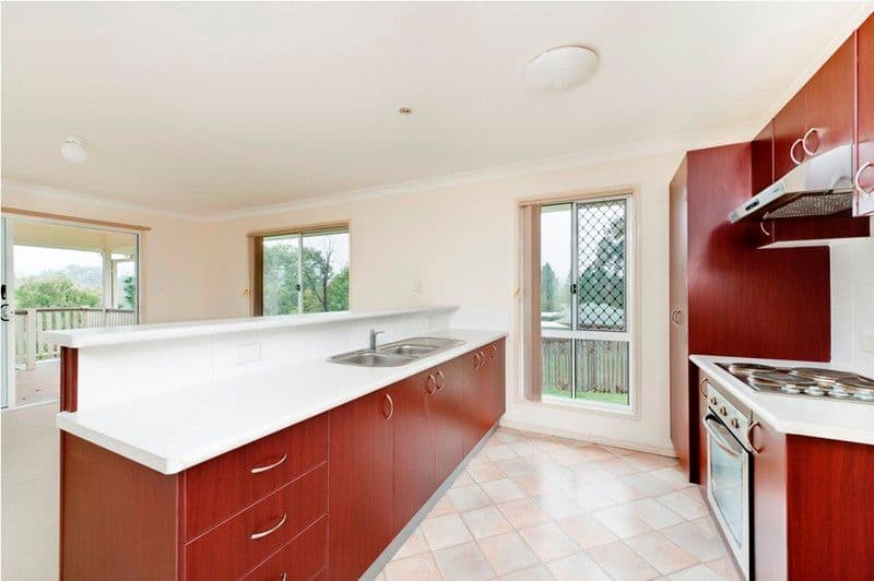 18A WILLOW ROAD West, REDBANK PLAINS QLD 4301, Redbank Plains - Thumbnail 5