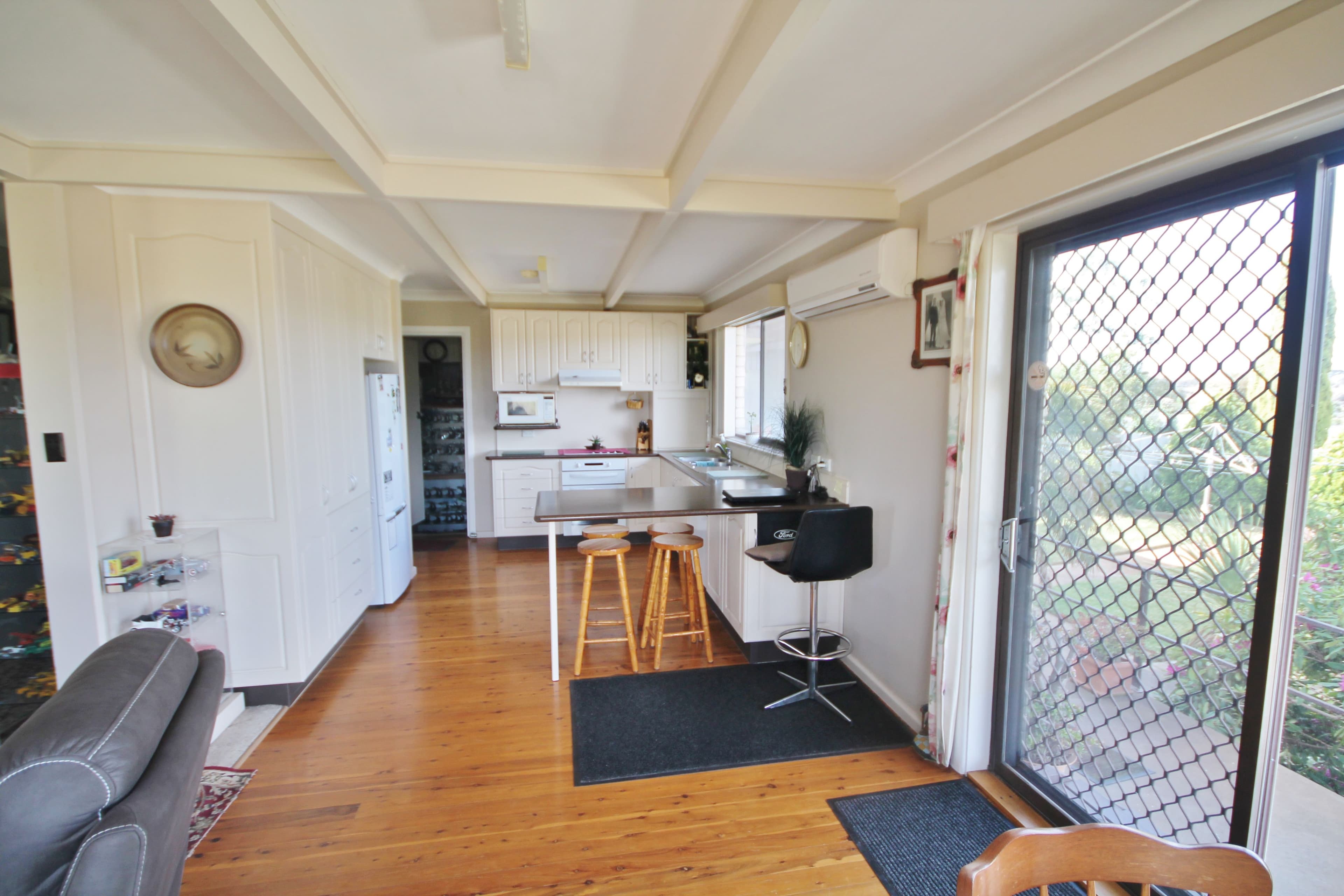 2 Tumbleton Street, Young - Thumbnail 6