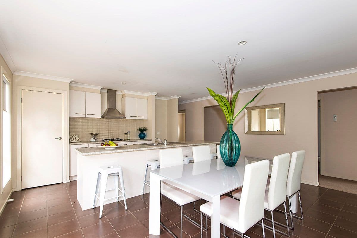 52 Basilica Vista, Mernda VIC 3754, Mernda - Thumbnail 2