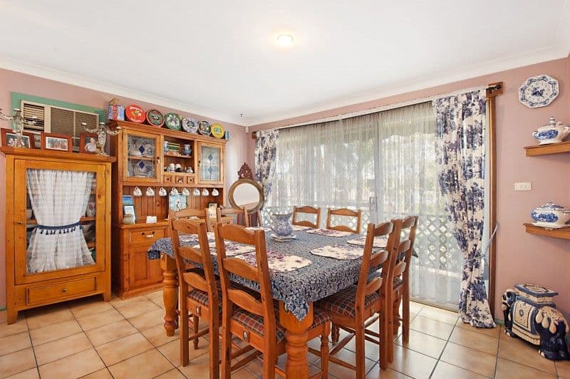 55 Blenheim Avenue, BERKELEY VALE NSW 2261, Berkeley Vale - Thumbnail 5