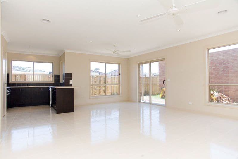 10 Shields Street, EPPING VIC 3076, Epping - Thumbnail 7