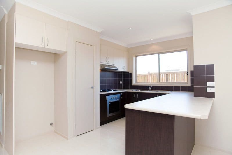 10 Shields Street, EPPING VIC 3076, Epping - Thumbnail 8