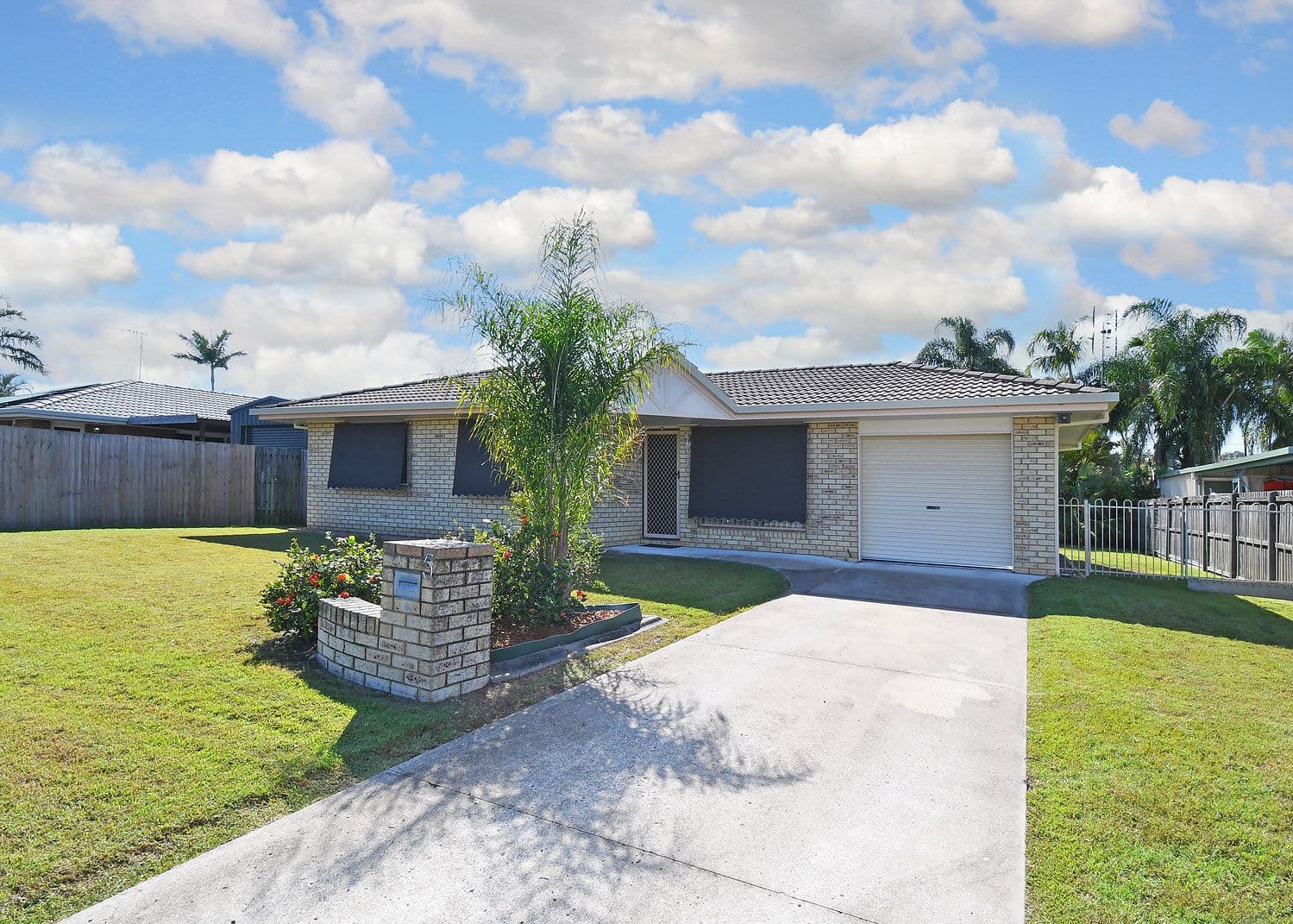 5 Toohey Court, Torquay QLD 4655, Torquay - Image 1
