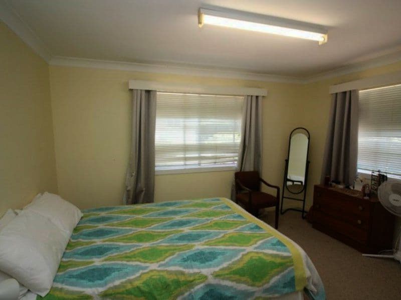 63 Barrow Street, Gayndah QLD 4625, Gayndah - Thumbnail 3