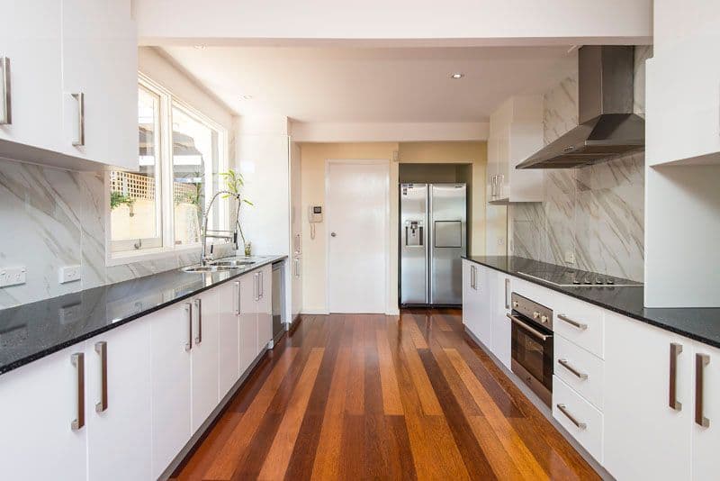 116 Killarney Drive, KILLARNEY HEIGHTS NSW 2087, Killarney Heights - Thumbnail 2