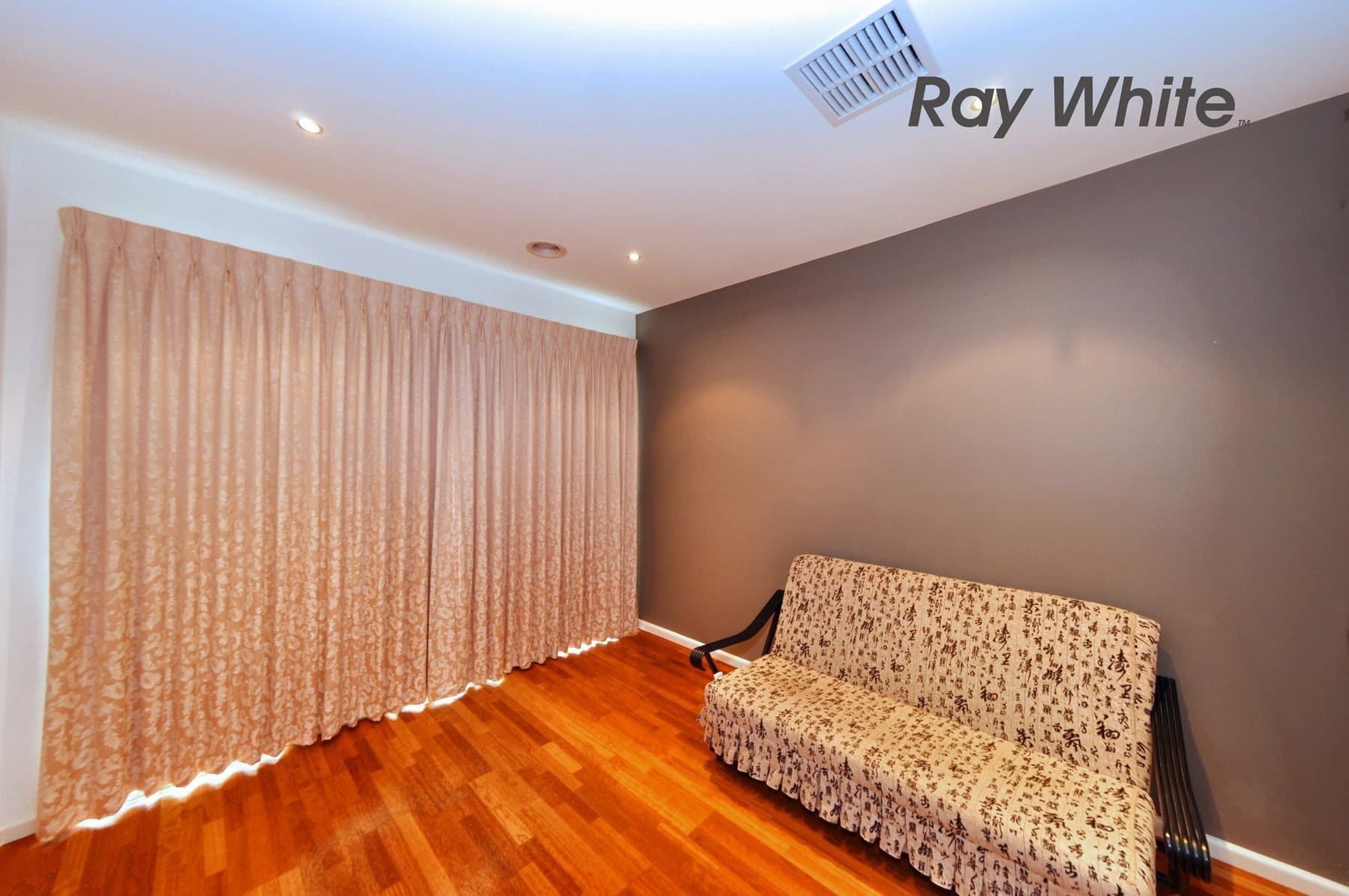 20 Beacon Avenue, POINT COOK VIC 3030, Point Cook - Thumbnail 2