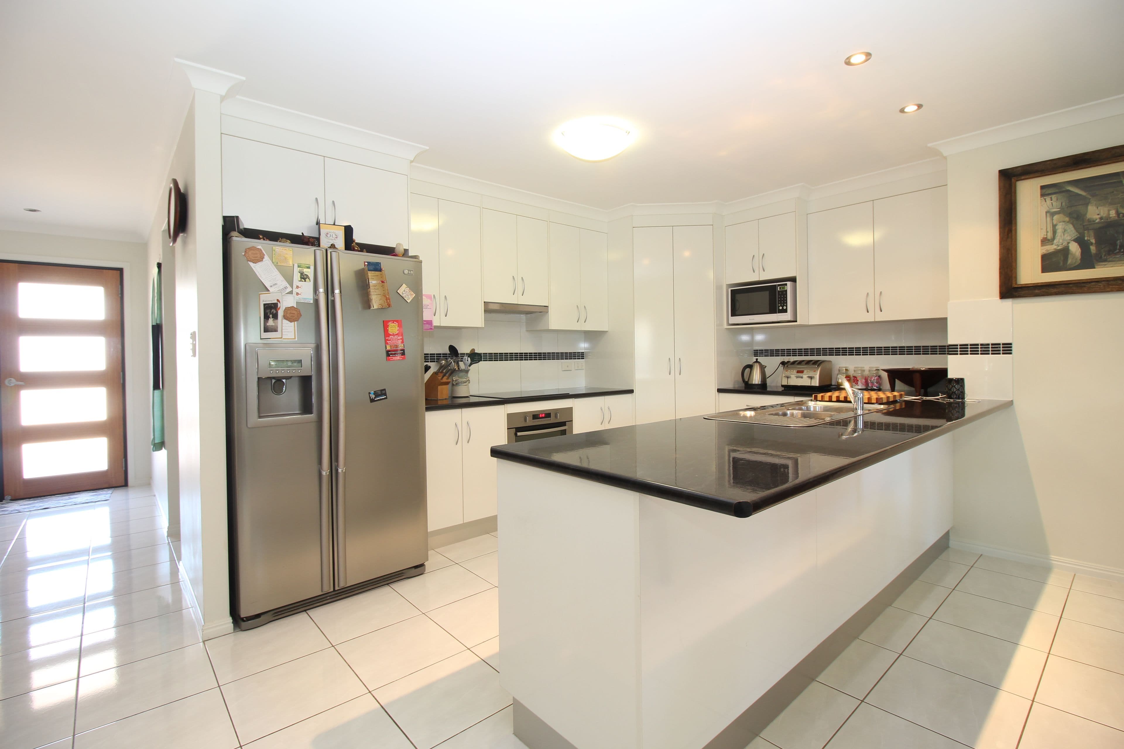6 Wright Street, Emerald QLD 4720, Emerald - Thumbnail 3