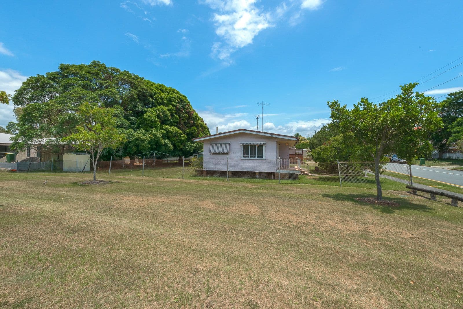36 Eugaree Street, Southport QLD 4215, Southport - Thumbnail 2