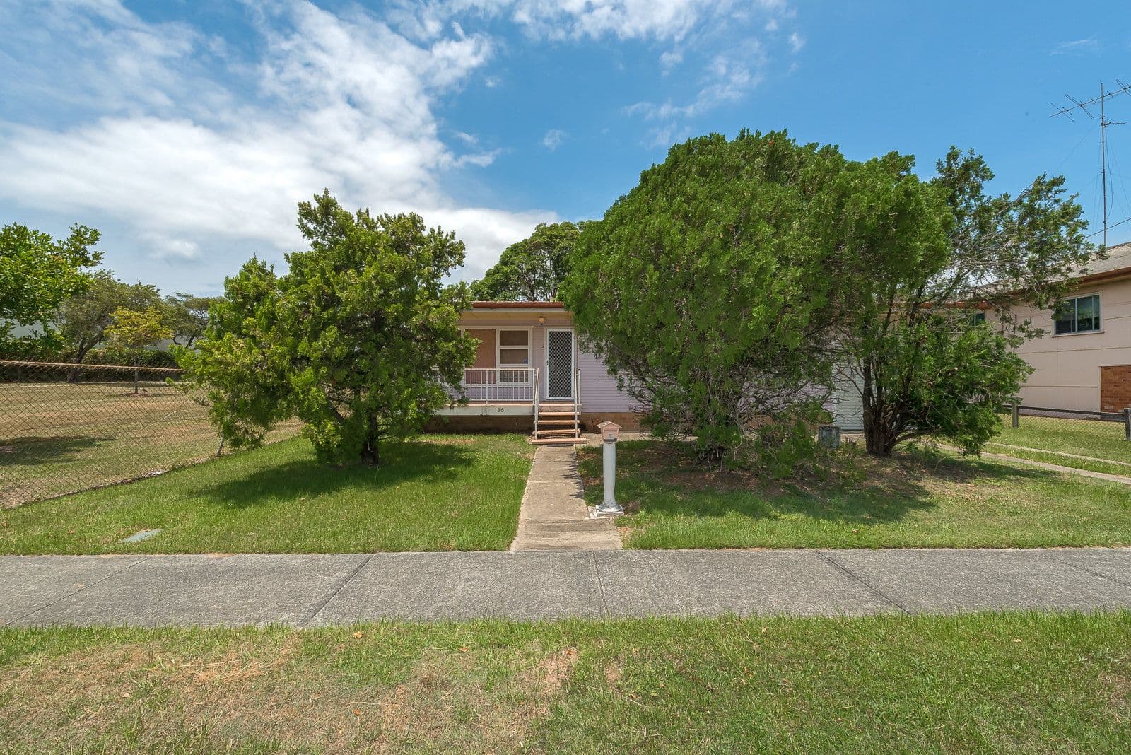 36 Eugaree Street, Southport QLD 4215, Southport - Thumbnail 3