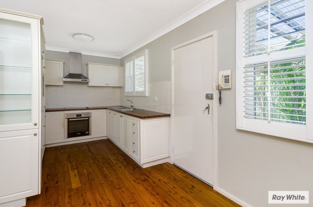 37 Jennifer Crescent, THIRROUL NSW 2515, Thirroul - Thumbnail 3