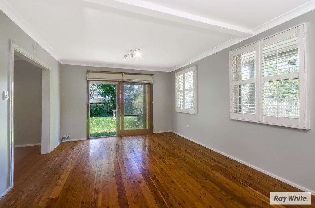 37 Jennifer Crescent, THIRROUL NSW 2515, Thirroul - Thumbnail 4