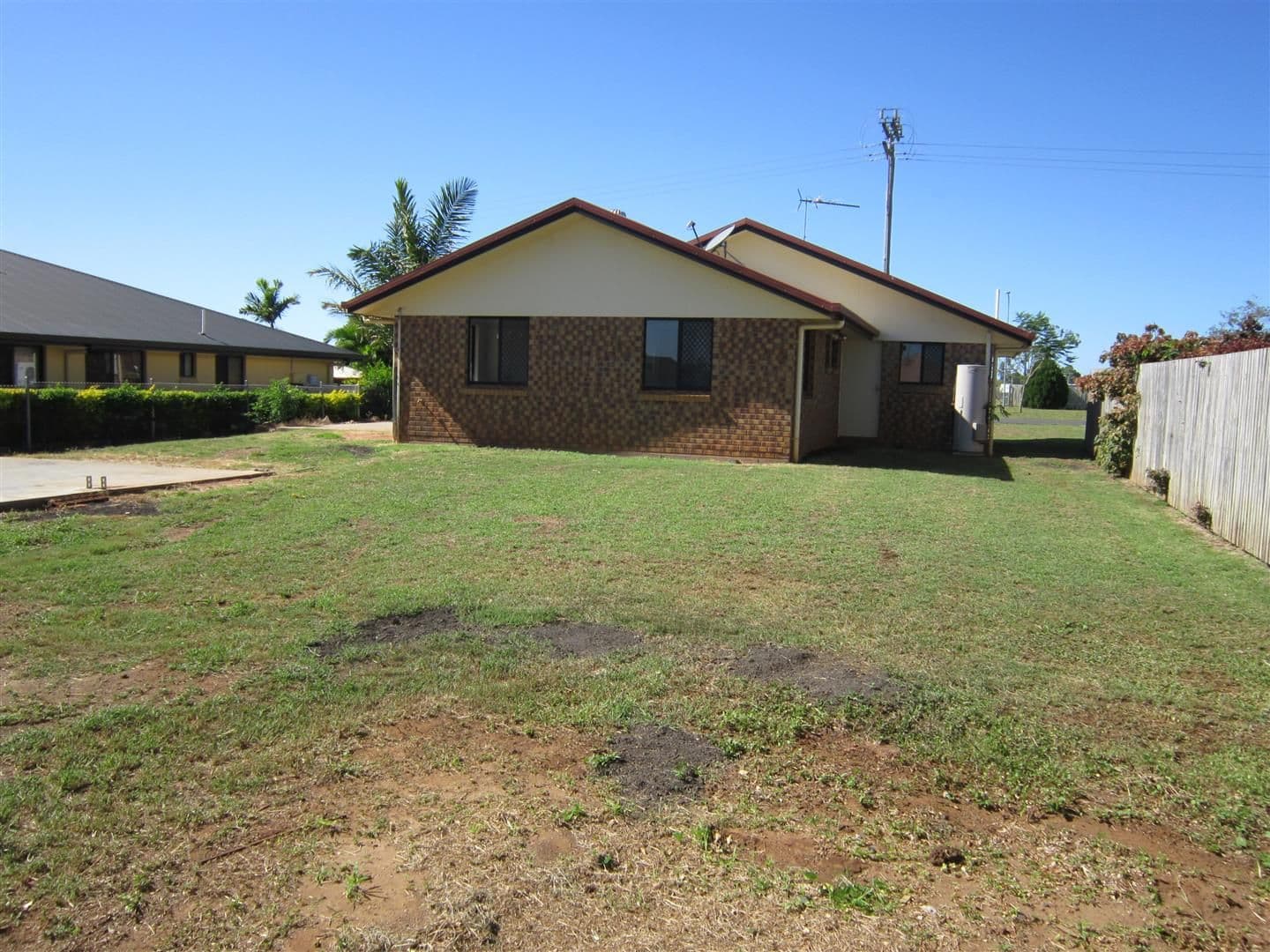 24 Bland Street, Gracemere QLD 4702, Gracemere - Thumbnail 6
