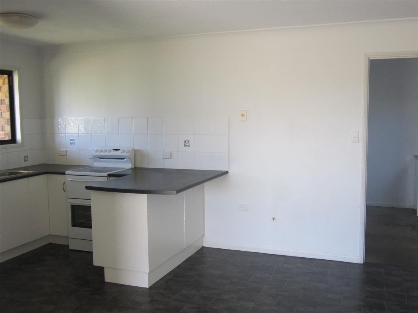 24 Bland Street, Gracemere QLD 4702, Gracemere - Thumbnail 8