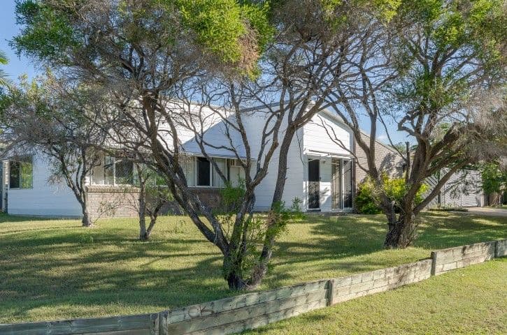 325 J Hickey Avenue, Clinton QLD 4680, Clinton - Image 1