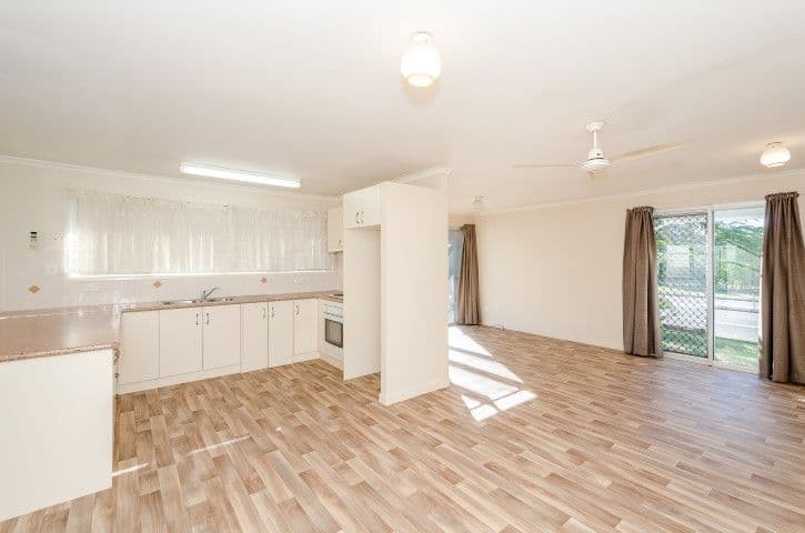 325 J Hickey Avenue, Clinton QLD 4680, Clinton - Thumbnail 3
