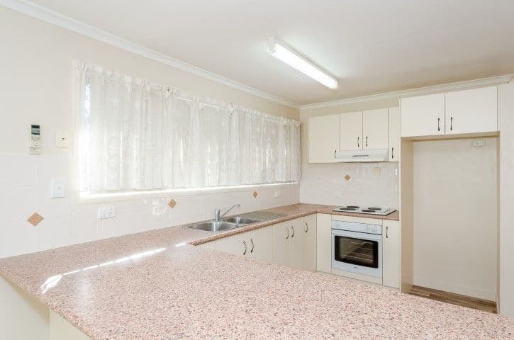325 J Hickey Avenue, Clinton QLD 4680, Clinton - Thumbnail 4