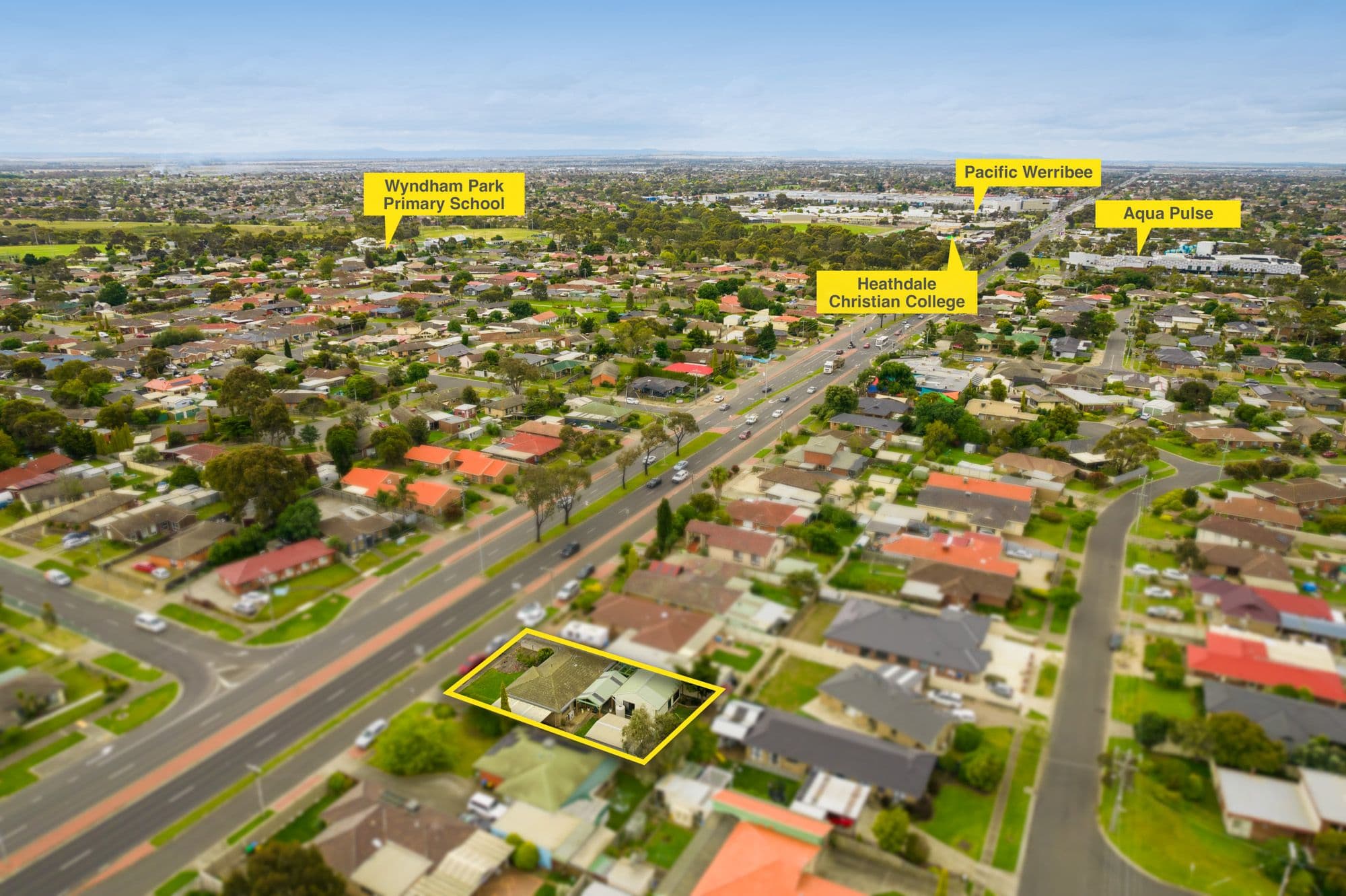 32 Derrimut Road, Hoppers Crossing VIC 3029, Hoppers Crossing - Thumbnail 2