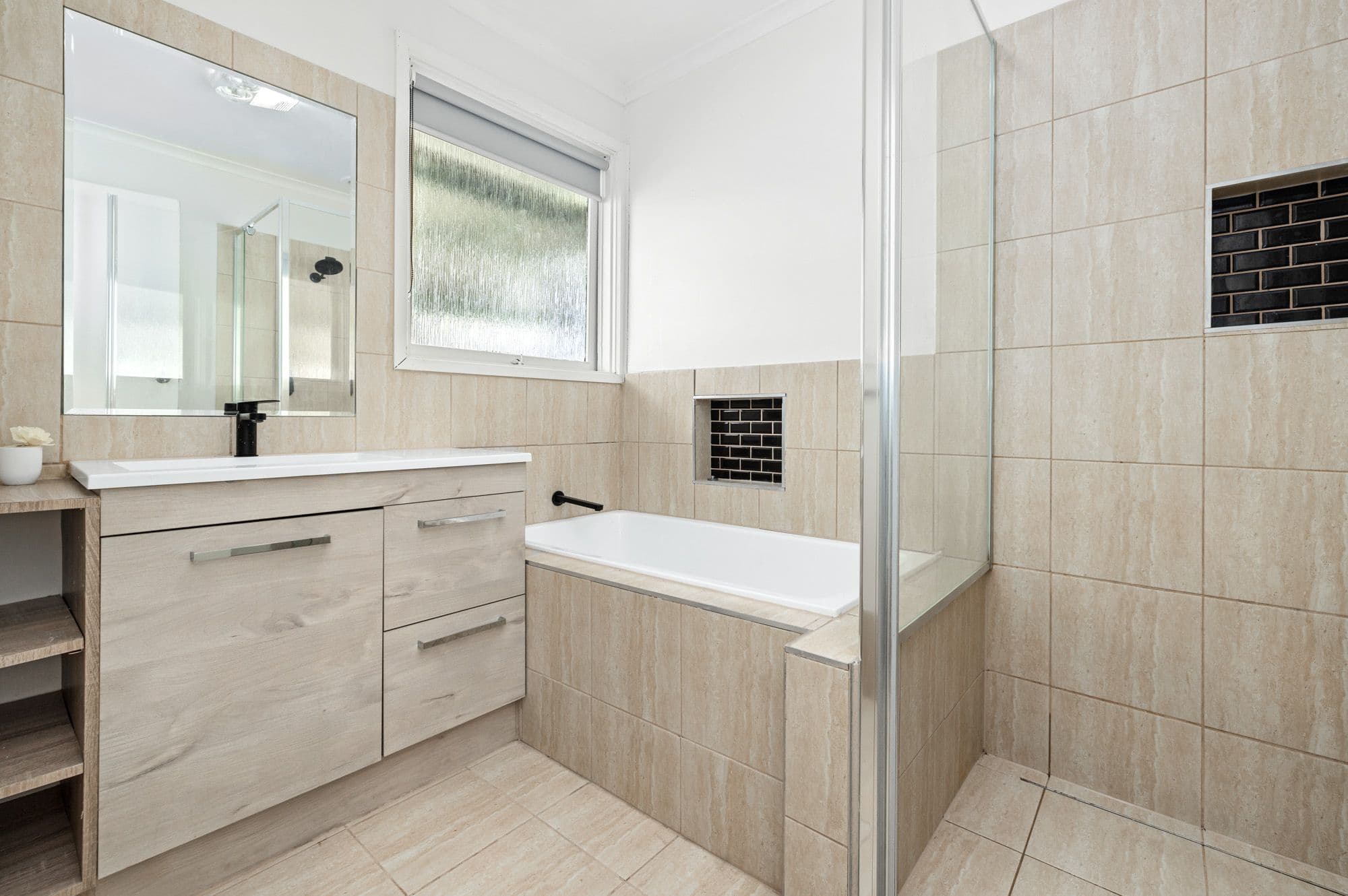 32 Derrimut Road, Hoppers Crossing VIC 3029, Hoppers Crossing - Thumbnail 8