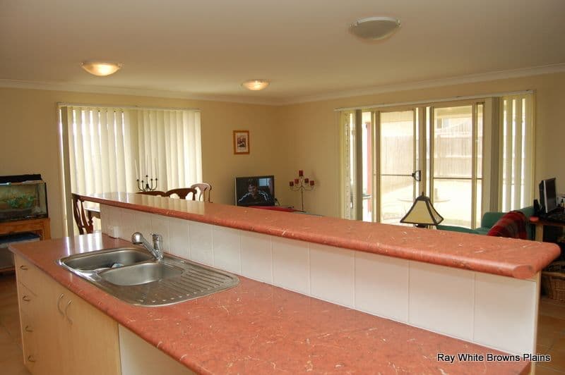 16 Felix Court, CRESTMEAD QLD 4132, Crestmead - Thumbnail 3