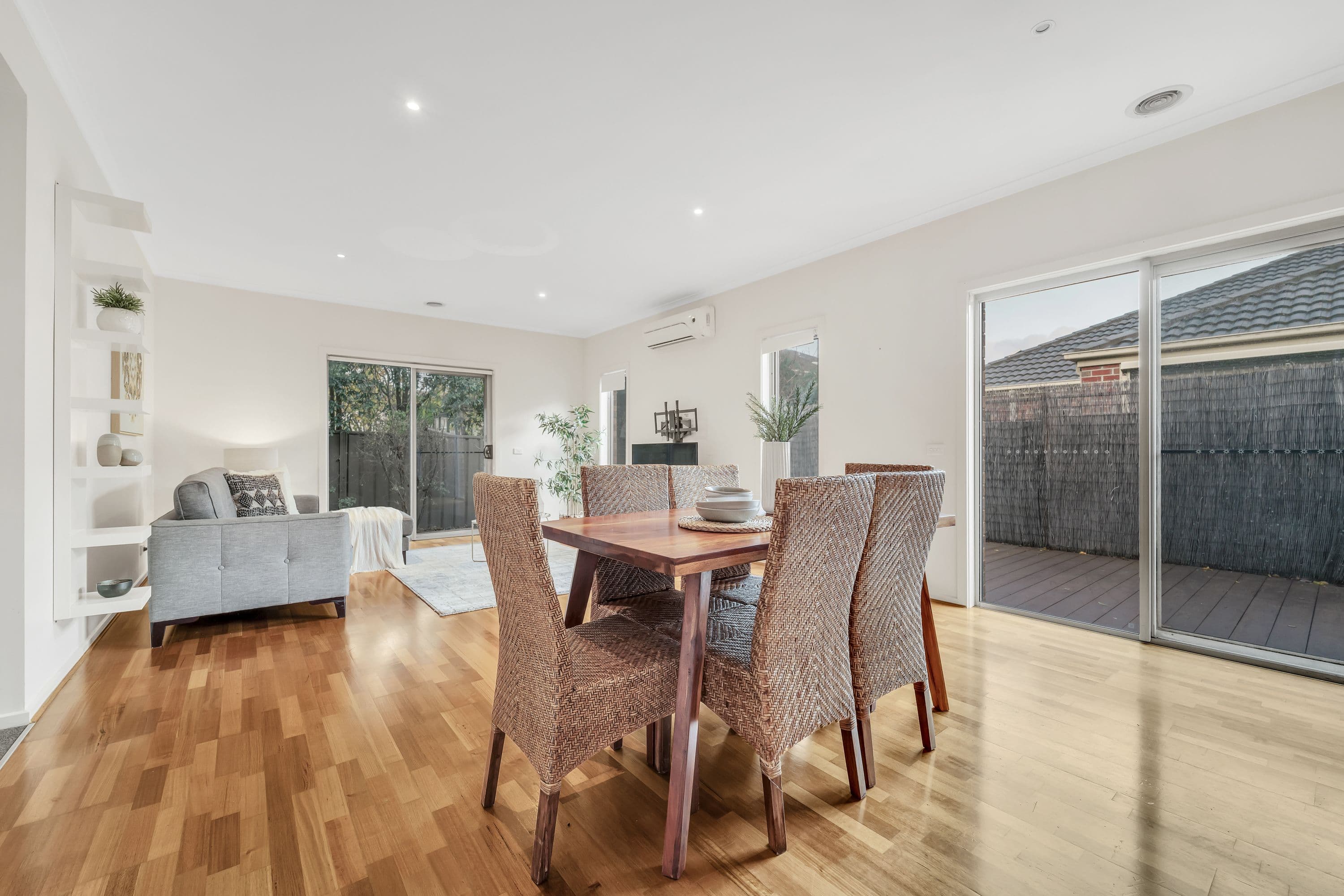 18 Healesville Loop, Craigieburn VIC 3064, Craigieburn - Thumbnail 8